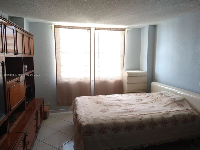 250 NE 174th St # 2008, Sunny Isles Beach FL 33160