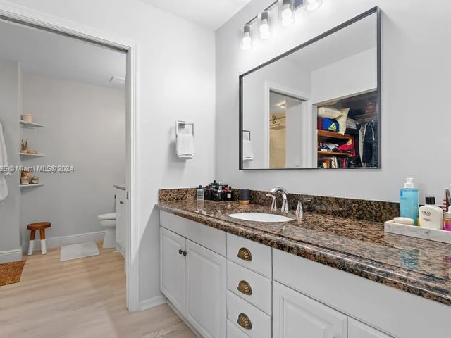 457 Goldenwood Way, Wellington FL 33414