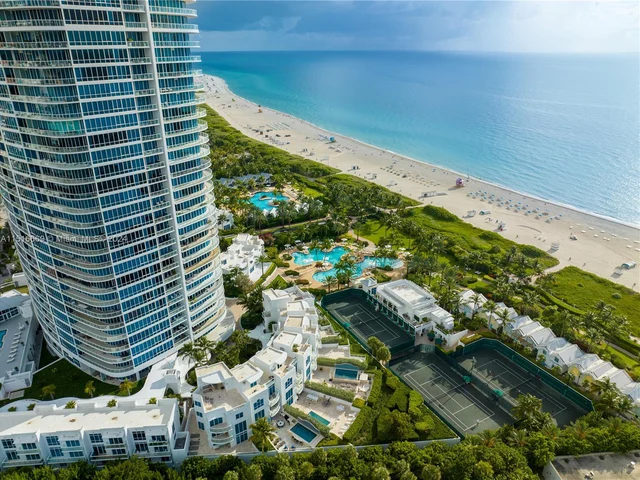 100 S Pointe Dr # 3205, Miami Beach FL 33139