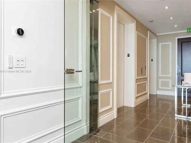 100 S Pointe Dr # 3205, Miami Beach FL 33139