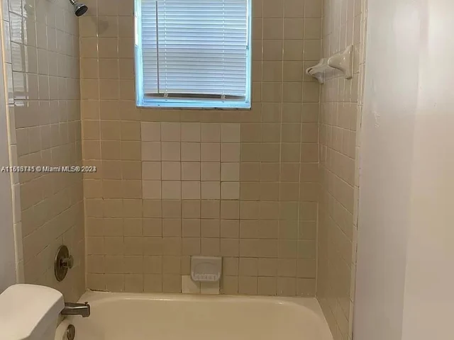 223 SW 3rd Ct # C, Deerfield Beach FL 33441