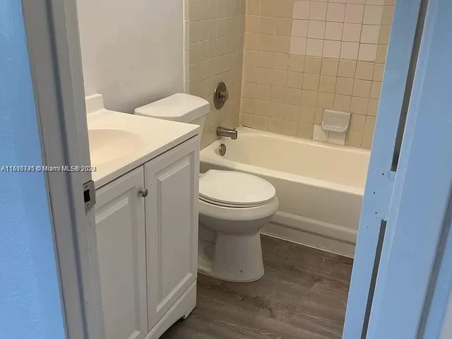 223 SW 3rd Ct # C, Deerfield Beach FL 33441