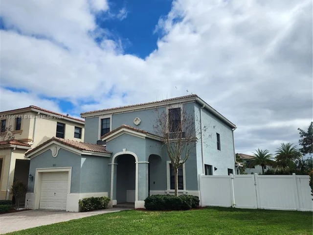 850 NE 193rd Ter # 850, Miami FL 33179