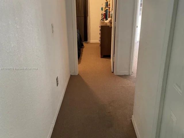 600 SW 11th St, Florida City FL 33034