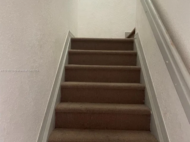 600 SW 11th St, Florida City FL 33034