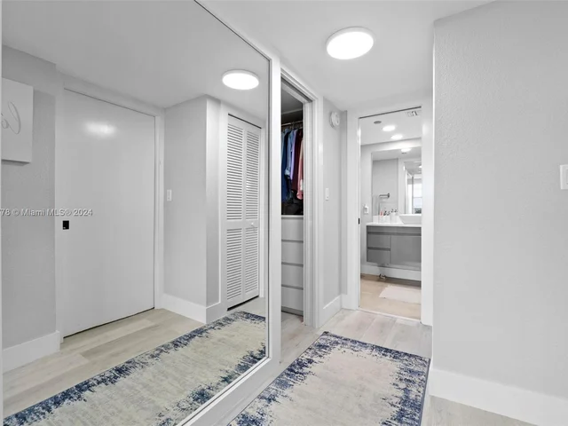 3095 N Course Dr # 602, Pompano Beach FL 33069