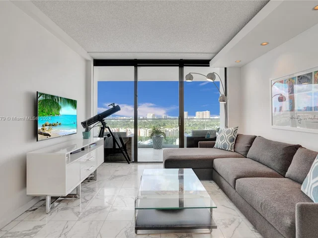 19707 Turnberry Way # 16C, Aventura FL 33180