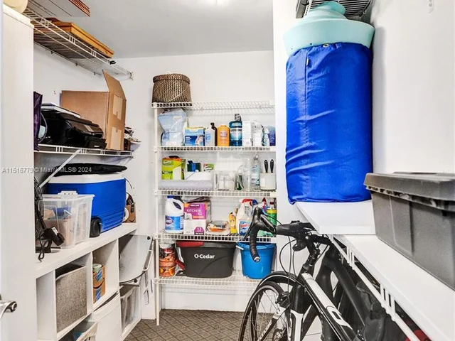 19707 Turnberry Way # 16C, Aventura FL 33180