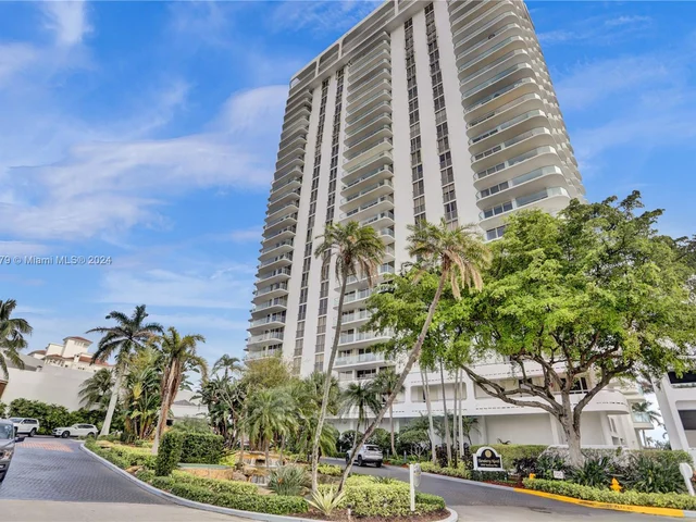 19707 Turnberry Way # 16C, Aventura FL 33180