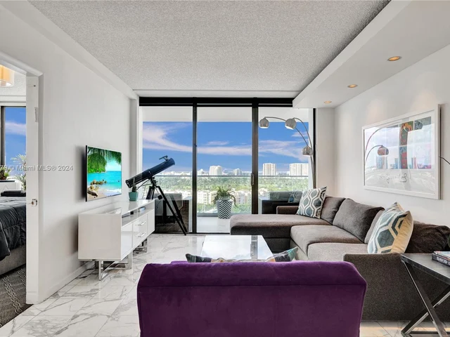 19707 Turnberry Way # 16C, Aventura FL 33180