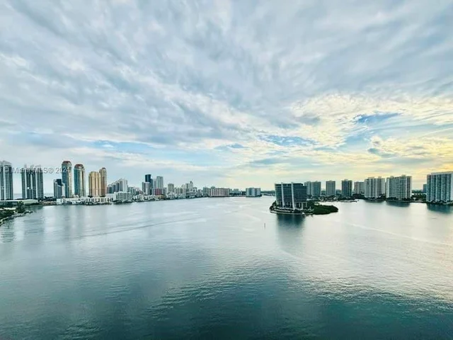 3600 Mystic Pointe Dr. # 1801, Aventura FL 33180