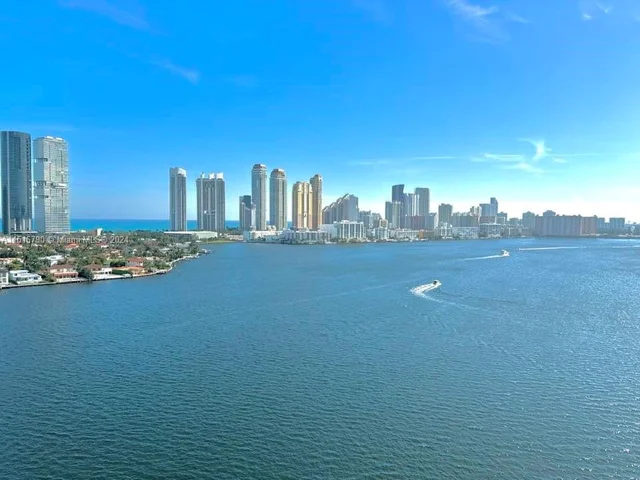 3600 Mystic Pointe Dr. # 1801, Aventura FL 33180