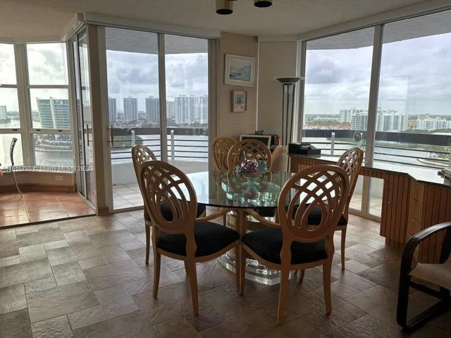 3600 Mystic Pointe Dr. # 1801, Aventura FL 33180