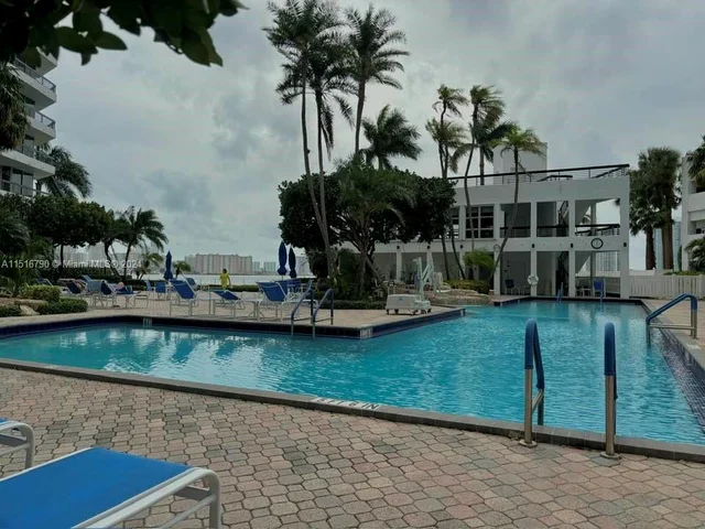 3600 Mystic Pointe Dr. # 1801, Aventura FL 33180