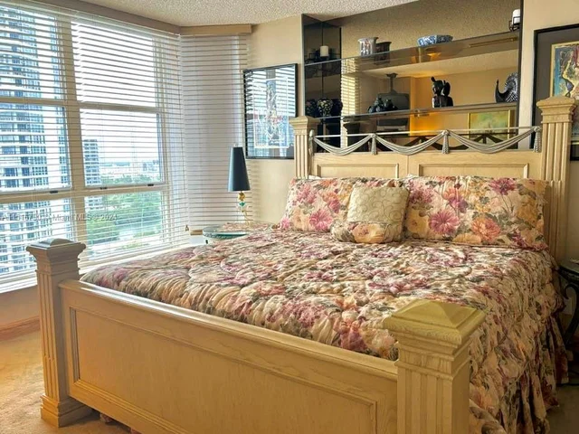 3600 Mystic Pointe Dr. # 1801, Aventura FL 33180