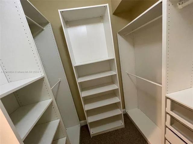 3330 NE 190th St # 1312, Aventura FL 33180