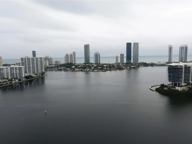 3330 NE 190th St # 1312, Aventura FL 33180