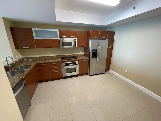 3330 NE 190th St # 1312, Aventura FL 33180