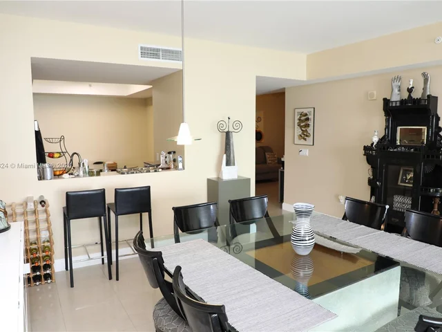 3330 NE 190th St # 1312, Aventura FL 33180