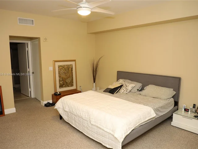 3330 NE 190th St # 1312, Aventura FL 33180