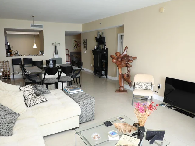 3330 NE 190th St # 1312, Aventura FL 33180