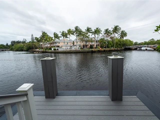 2004 Riverside Pl # 5, Wilton Manors FL 33305