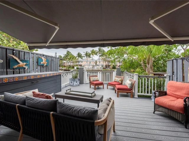 2004 Riverside Pl # 5, Wilton Manors FL 33305