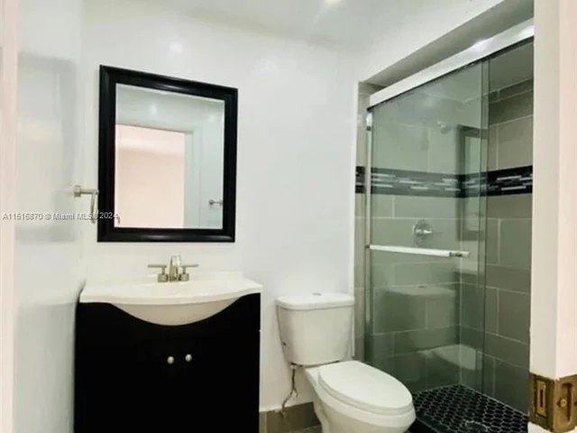 8635 NW 8 STREET # 305 8th Street # 305, Miami FL 33126