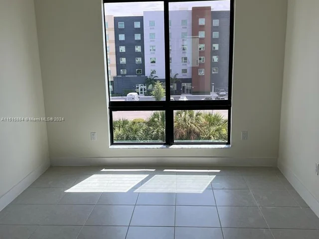 8167 NW 41st St # 309, Doral FL 33166