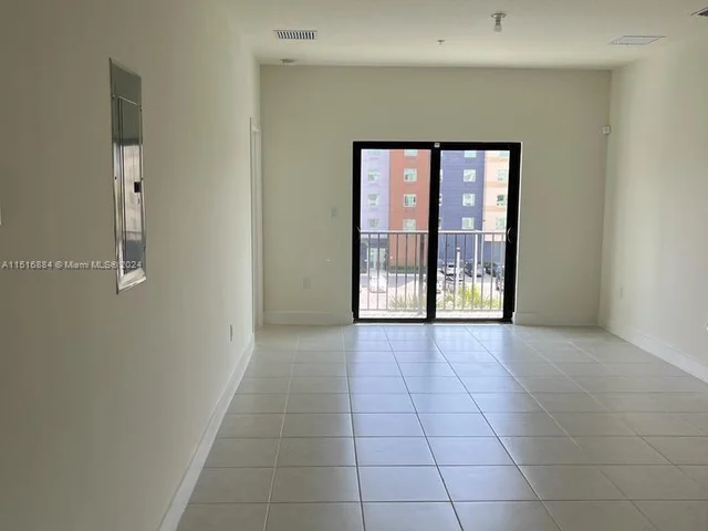 8167 NW 41st St # 309, Doral FL 33166