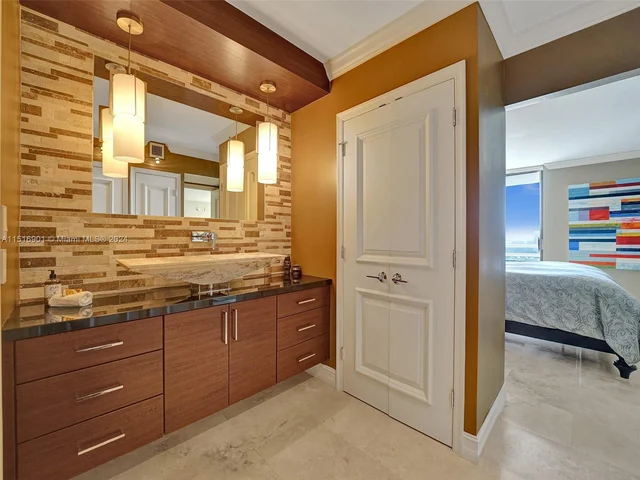 20225 NE 34th Ct # 2017, Aventura FL 33180