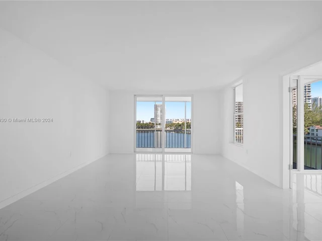 2999 Point East Dr # C514, Aventura FL 33160