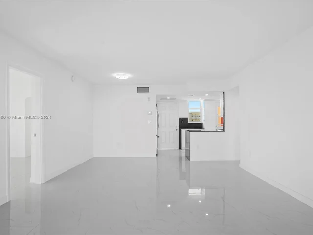 2999 Point East Dr # C514, Aventura FL 33160