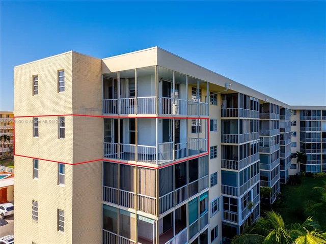 2999 Point East Dr # C514, Aventura FL 33160