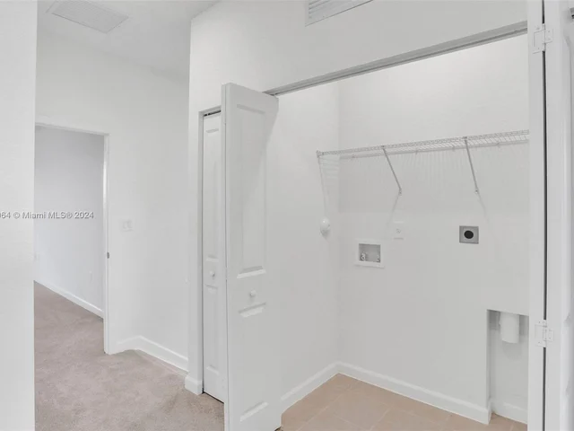 2411 NW 131 CIR, Miami FL 33167