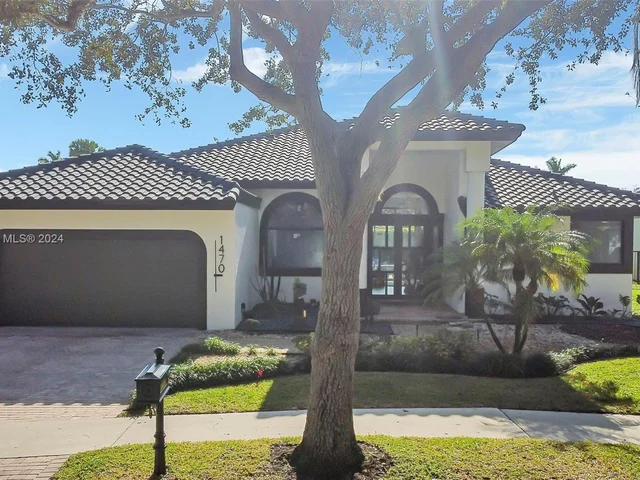 1470 Lantana Ct, Weston FL 33326