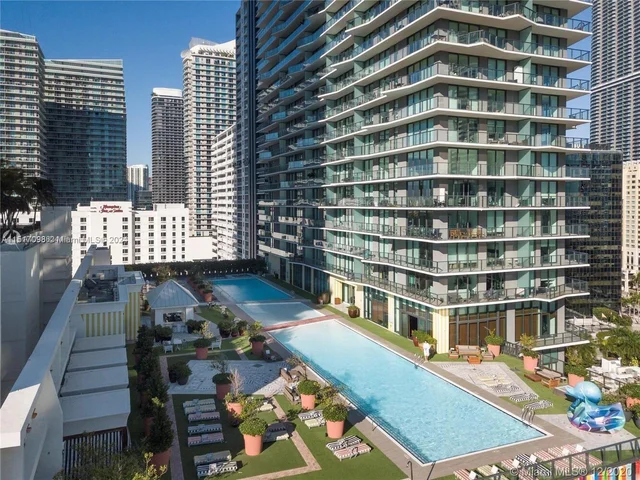 1300 S Miami Ave # 3011, Miami FL 33130