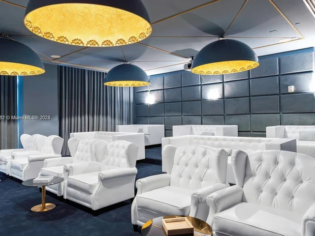 2000 Metropica Way # 1906, Sunrise FL 33323