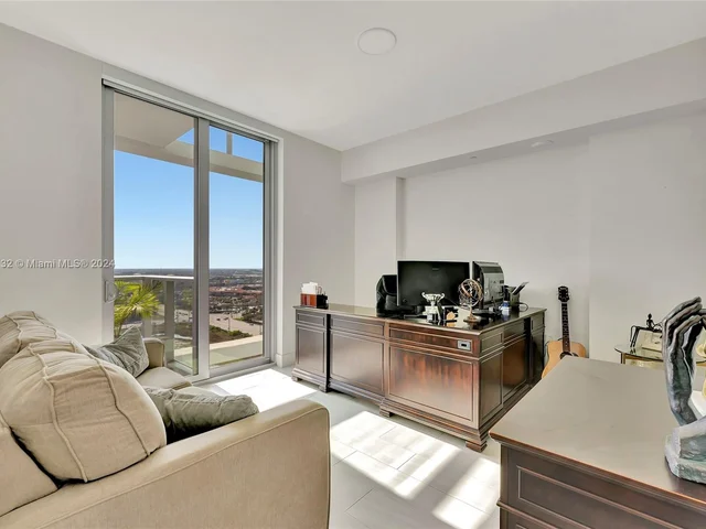 2000 Metropica Way # 1906, Sunrise FL 33323