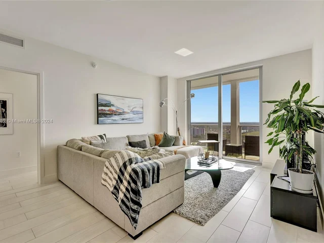 2000 Metropica Way # 1906, Sunrise FL 33323