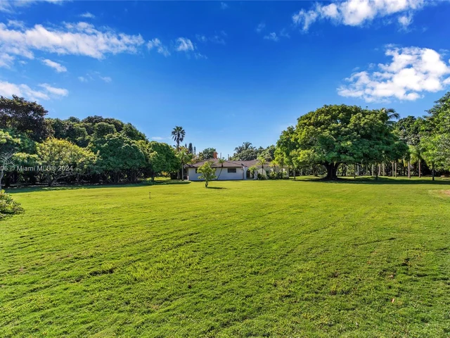 17025 SW 172 Ave, Miami FL 33187