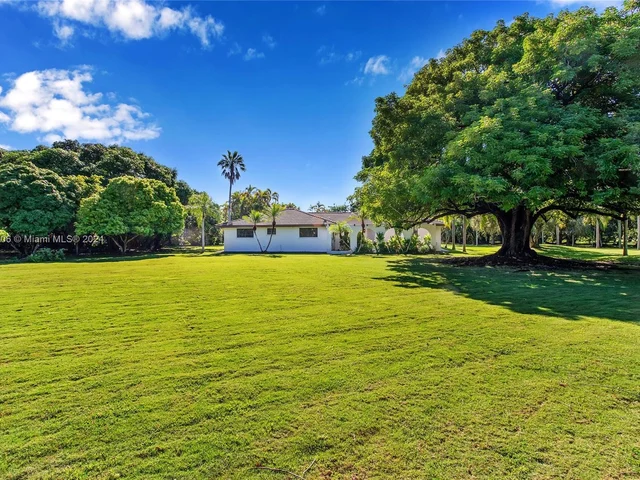 17025 SW 172 Ave, Miami FL 33187