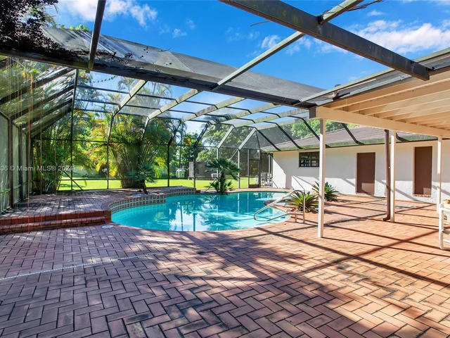 17025 SW 172 Ave, Miami FL 33187