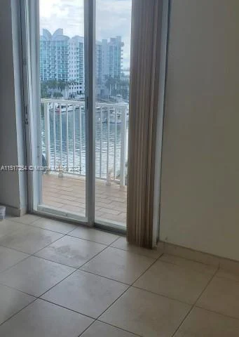 7933 West Dr # 818, North Bay Village FL 33141