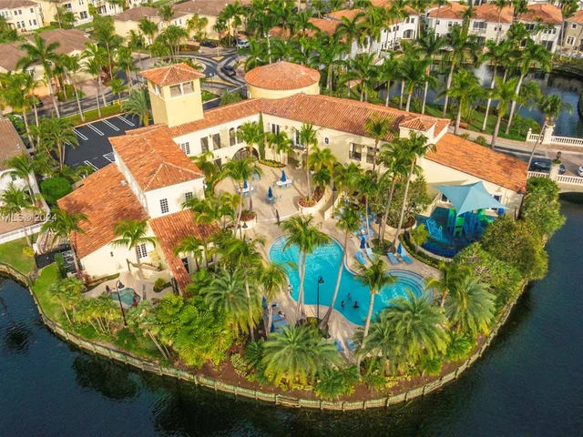 3172 NE 211th St, Aventura FL 33180