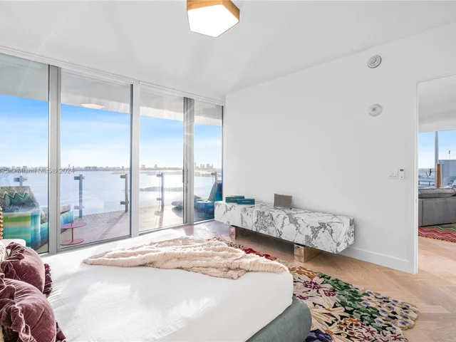 700 NE 26th Ter, Miami FL 33137