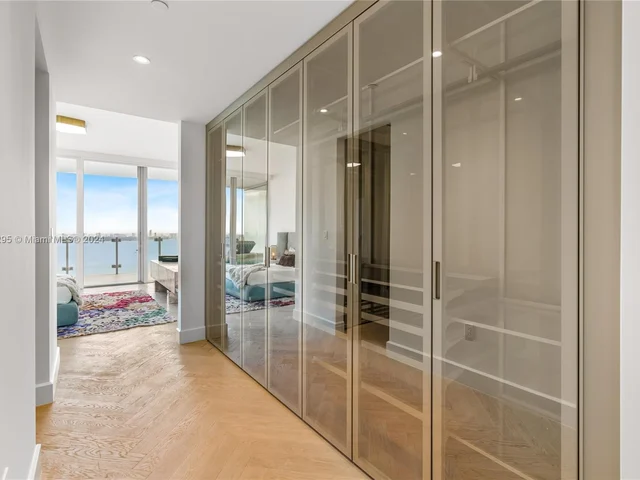 700 NE 26th Ter, Miami FL 33137