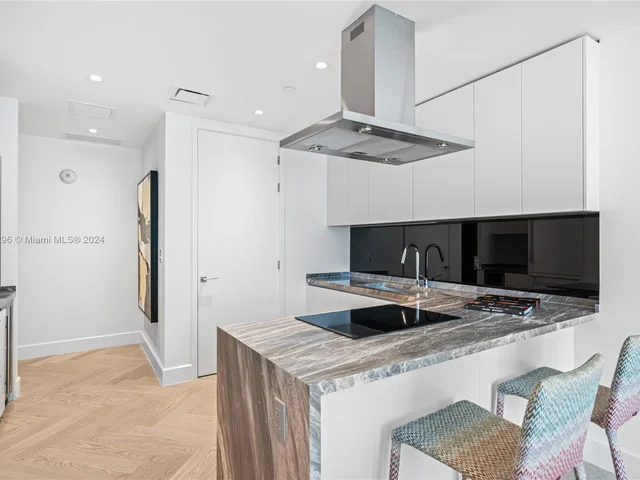 700 NE 26th Ter # 2504, Miami FL 33137