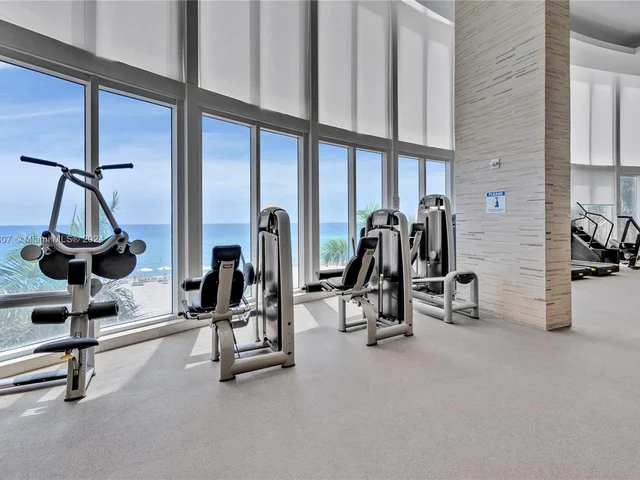 15811 Collins Ave # 2807, Sunny Isles Beach FL 33160