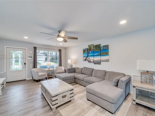 3341 NW 67th St, Fort Lauderdale FL 33309